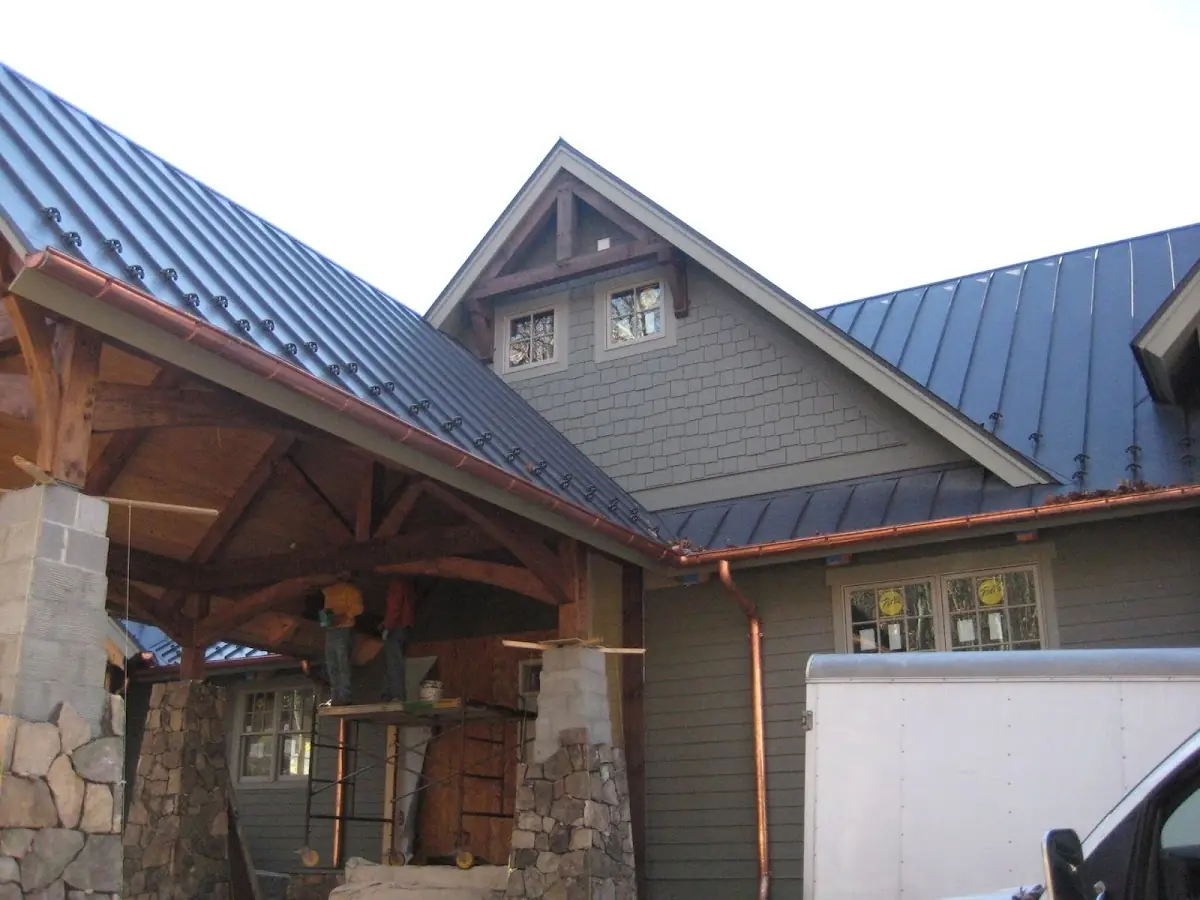 Craftsman Roofing team delivering quality roofing work in Helena